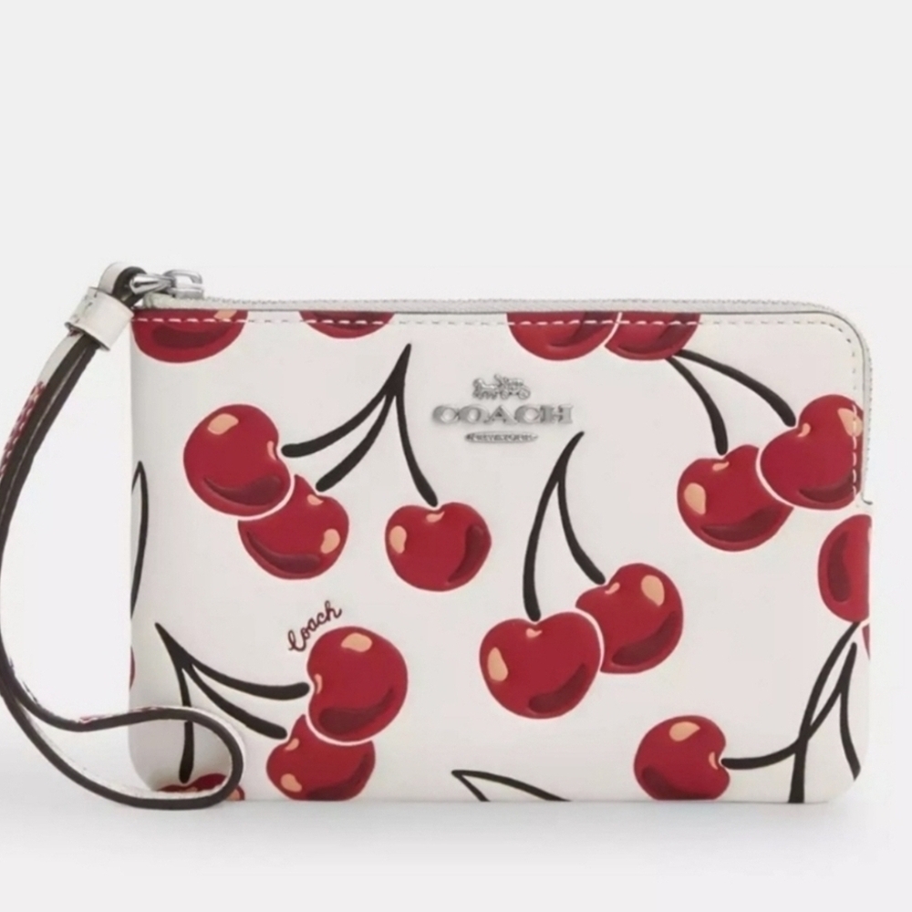 👉✨️Coach Corner Zip Cherry Print Wristlet NWT